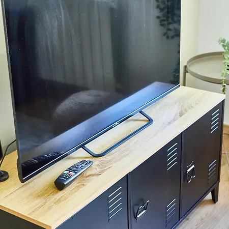 Apartman Be-3g - Joli 2 Pieces Equipe Pour 1-2 Pers Au 3eme Etage Au Centre De