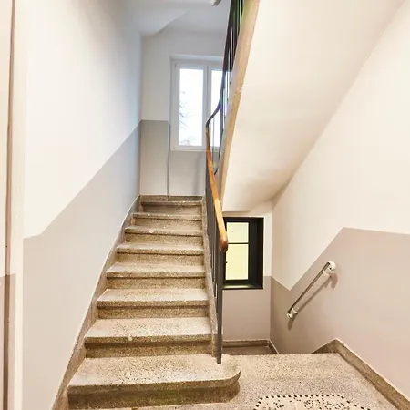 Be-3g - Joli 2 Pieces Equipe Pour 1-2 Pers Au 3eme Etage Au Centre De Apartman *
